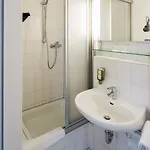 Central Hotel 3*