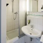 מלון Central Hotel מאנהיים