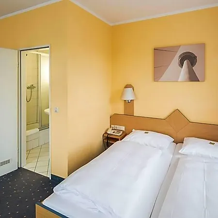 Central Hotel 3* מאנהיים